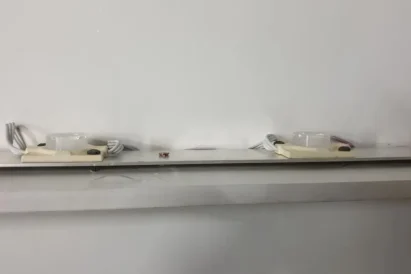 Transport linowy i montaż kasetonu świetlnego