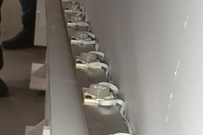 Transport linowy i montaż kasetonu świetlnego