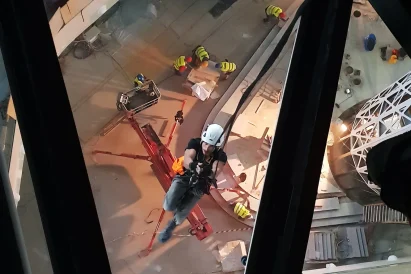 Prace na wysokości Katowice | Montaż konstrukcji stalowych | TROLL Techniki Alpinistyczne