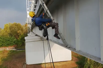 prace na wysokości Września