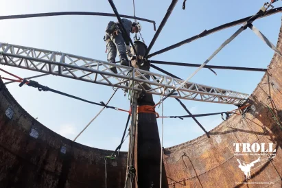Prace wysokościowe - rewitalizacja wieży ciśnień - naprawa konstrukcji stalowych