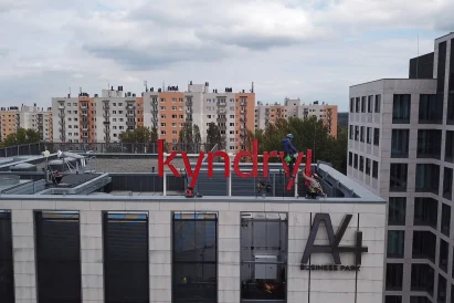 prace na wysokości, logotyp świetlny - Katowice