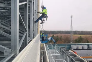 prace z zastosowaniem technik dostępu linowe