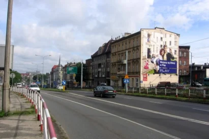 Montaż wielkoformatowej reklamy napinanej - Śląsk
