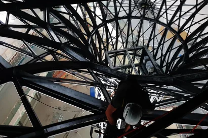 Prace na wysokości Katowice | Montaż konstrukcji stalowych | TROLL Techniki Alpinistyczne