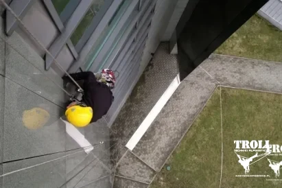 Profesjonalne usługi alpinistyczne - naprawy elewacji - Troll Prace Alpinistyczne Katowice, Ślask