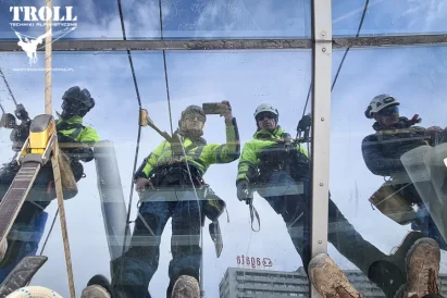 Troll - reklamy wyklejane na szkle