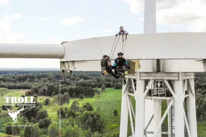 Konserwacja i naprawa turbin wiatrowych | Troll Techniki Alpinistyczne Śląsk