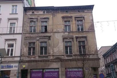 Zabezpieczenie elewacji z użyciem technik alpinistycznych | TROLL Katowice