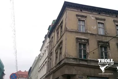 Zabezpieczenie elewacji z użyciem technik alpinistycznych | TROLL Katowice