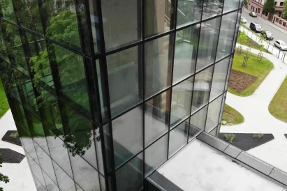 Pobudowlane czyszczenie i polerowanie szyb