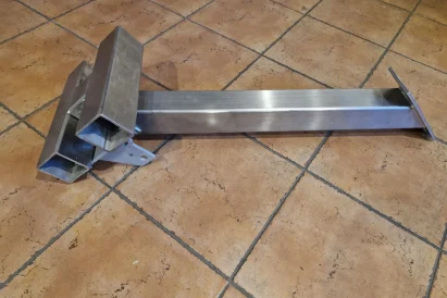 Montaż systemów asekuracyjnych na obiektach zabytkowych | TROLL Prace Alpinistyczne Katowice