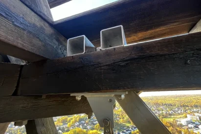 Montaż systemów asekuracyjnych na obiektach zabytkowych | TROLL Prace Alpinistyczne Katowice