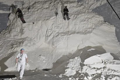 Czyszczenie zbiorników i mycie silosów przemysłowych