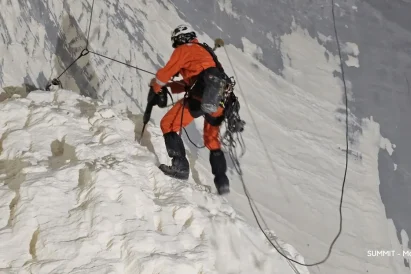 Czyszczenie zbiorników i mycie silosów przemysłowych