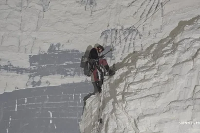 Czyszczenie zbiorników i mycie silosów przemysłowych