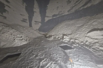 Czyszczenie zbiorników i mycie silosów przemysłowych