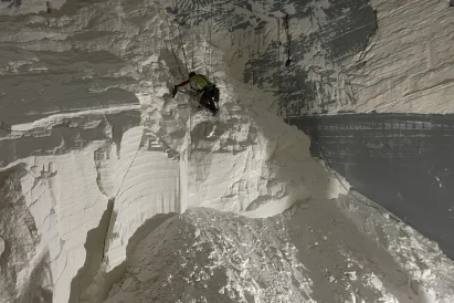 Czyszczenie zbiorników i silosów, prace wysokościowe Troll