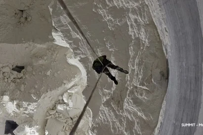 Czyszczenie zbiorników i silosów, prace wysokościowe Troll