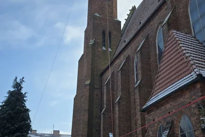 Renowacja obiektów zabytkowych z użyciem technik dostępu linowego | Troll Katowice