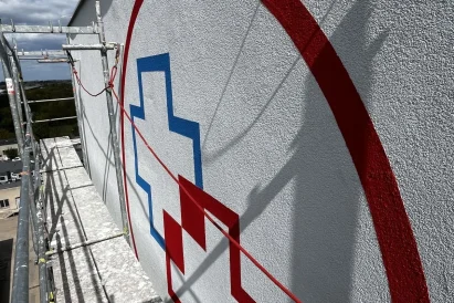 Malowanie logotypów | prace na wysokości | TROLL Techniki Alpinistyczne Katowice