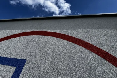 Malowanie logotypów | prace na wysokości | TROLL Techniki Alpinistyczne Katowice