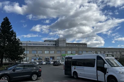 Malowanie logotypów | prace na wysokości | TROLL Techniki Alpinistyczne Katowice