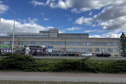 Malowanie logotypów | prace na wysokości | TROLL Techniki Alpinistyczne Katowice